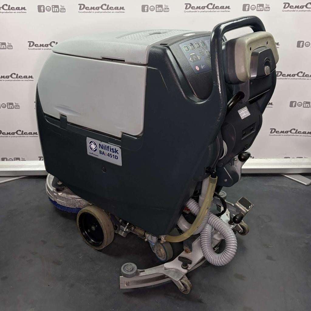 Nilfisk BA 451 D Schrobmachine, Gebruikt, Schrobmachine, Nilfisk, Ophalen of Verzenden