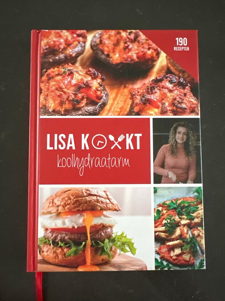 Lisa Kookt Koolhydraatarm - Kookboek met 190 recepten, Voorgerechten en Soepen, Ophalen of Verzenden, Zo goed als nieuw, Gezond koken