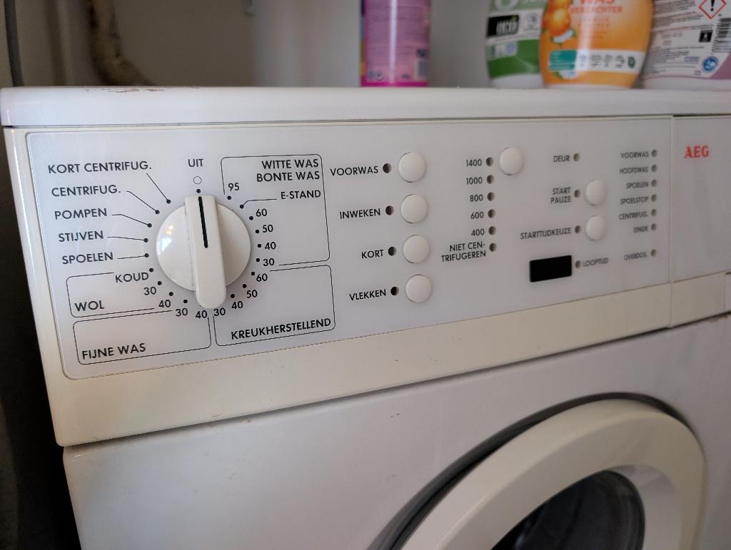 AEG Lavamat 74604 wasmachine 60x60x85cm, Witgoed en Apparatuur, Wasmachines, Ophalen, 1200 tot 1600 toeren, Gebruikt, 4 tot 6 kg