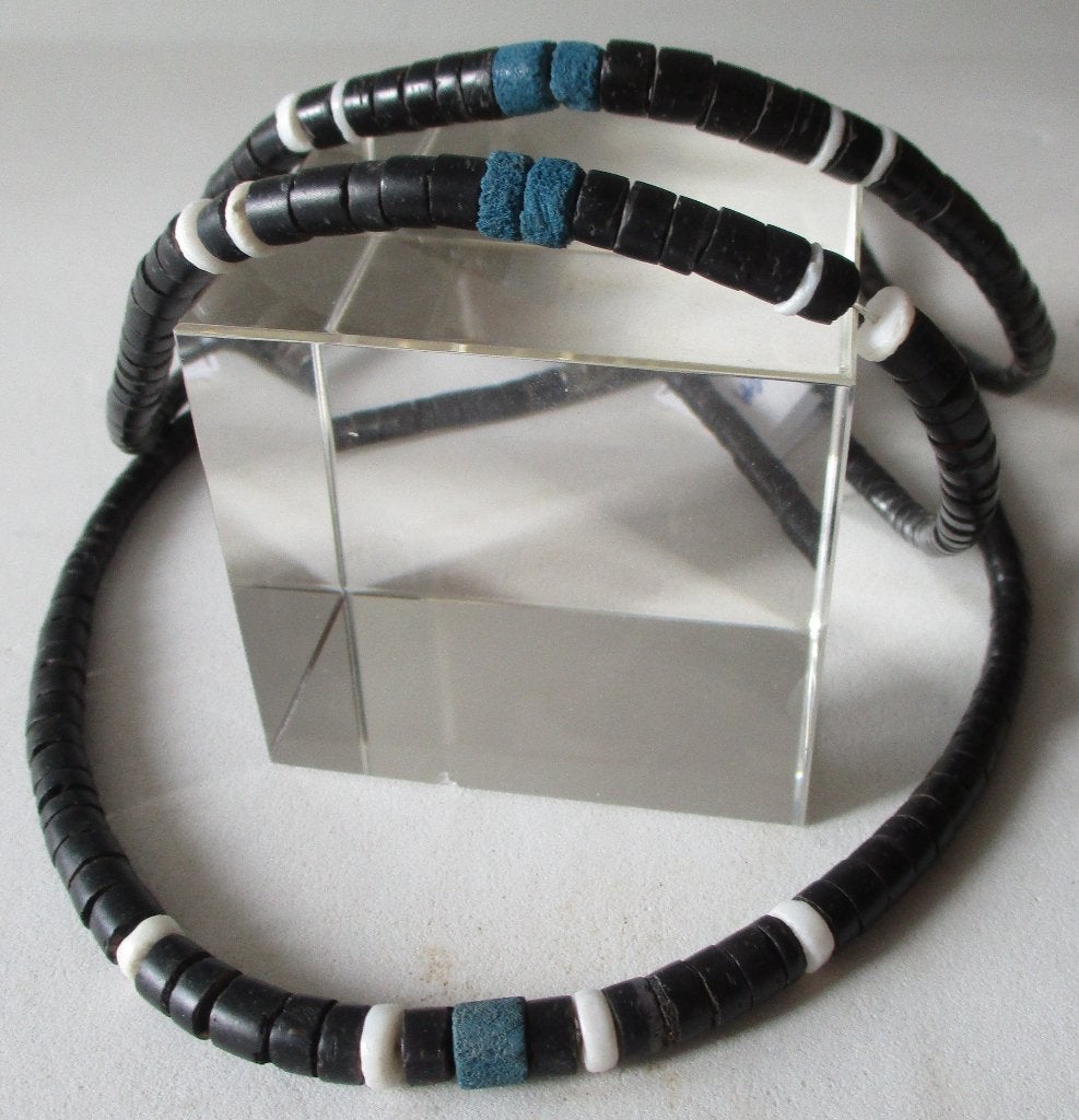 Kett. KT11: Zwarte Schelp ketting-41½+42+42½cm. -Blauw, Verzenden, Nieuw, Zwart, Overige materialen
