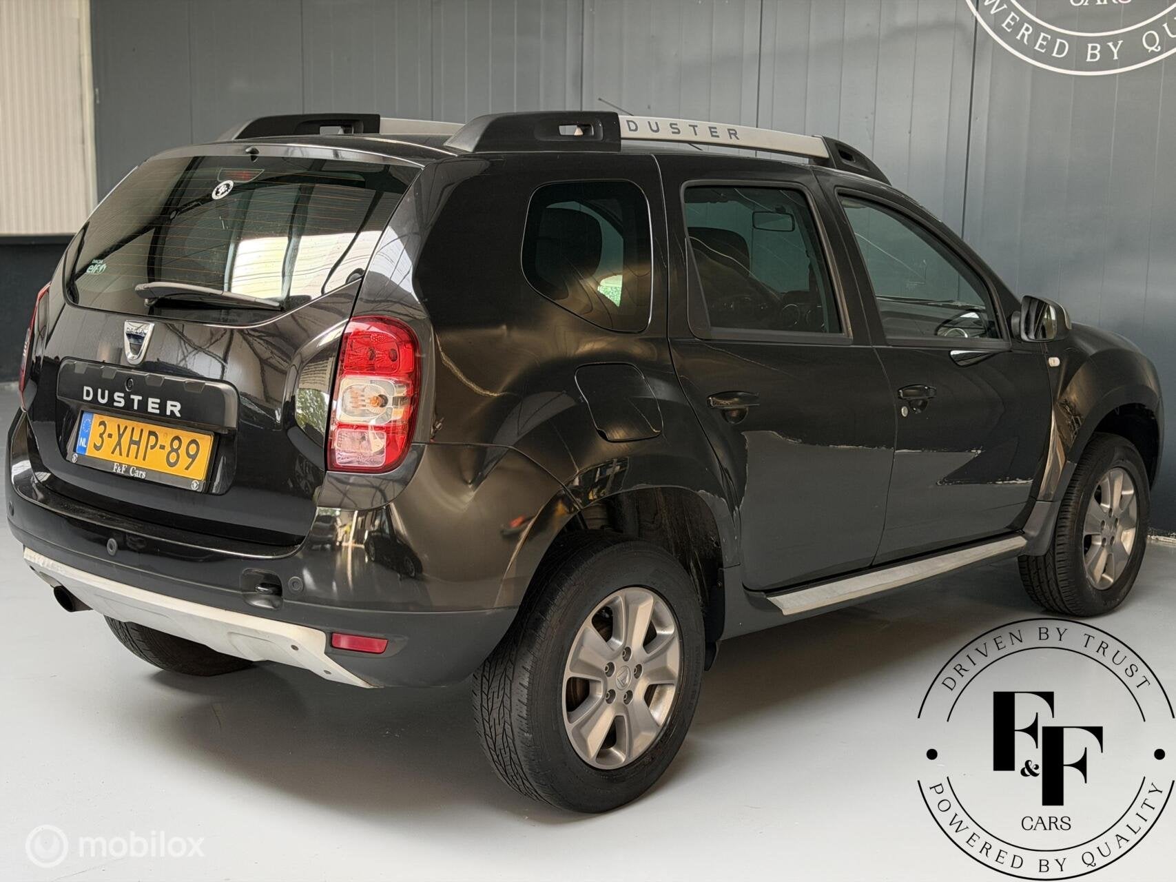 Dacia Duster 1.2 TCe Lauréate|NAP|CarPlay|Cruise|Leder, Voorwielaandrijving, Euro 5, 125 pk, Gebruikt