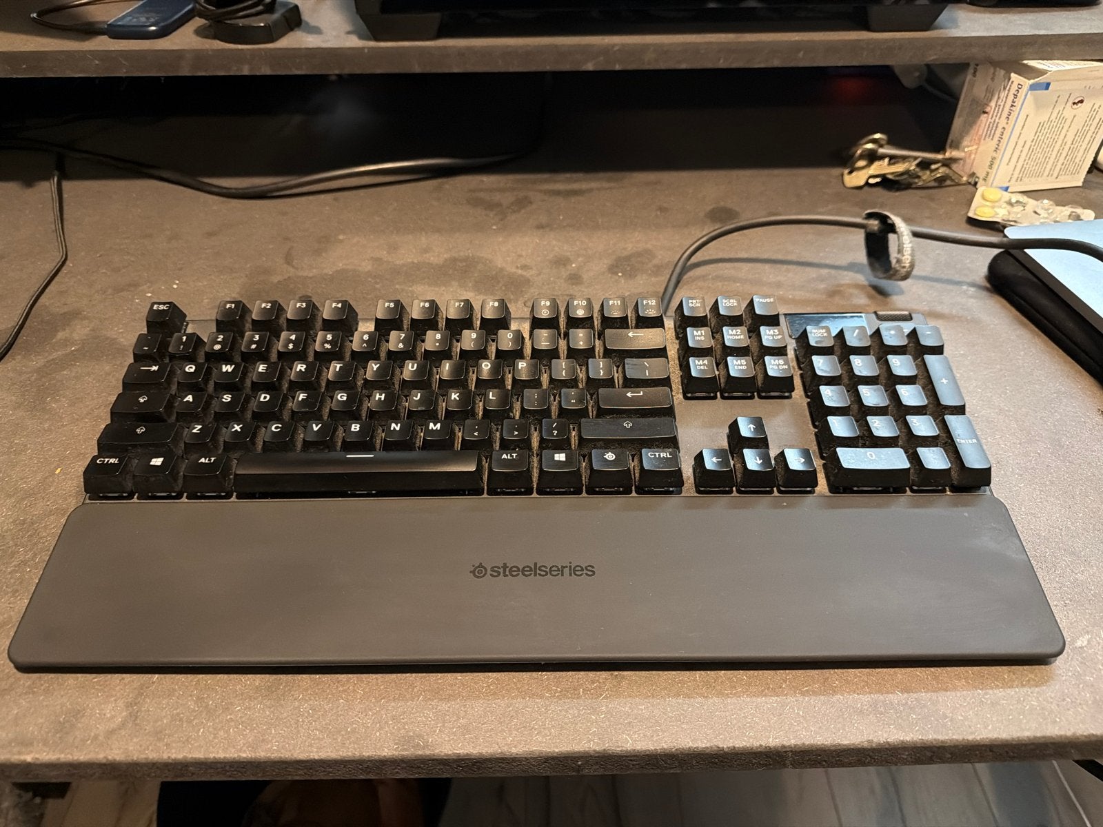 Steelseries Apex Pro (1e generatie) Gaming Toetsenbord, Computers en Software, Gebruikt, Gaming toetsenbord, Ophalen of Verzenden