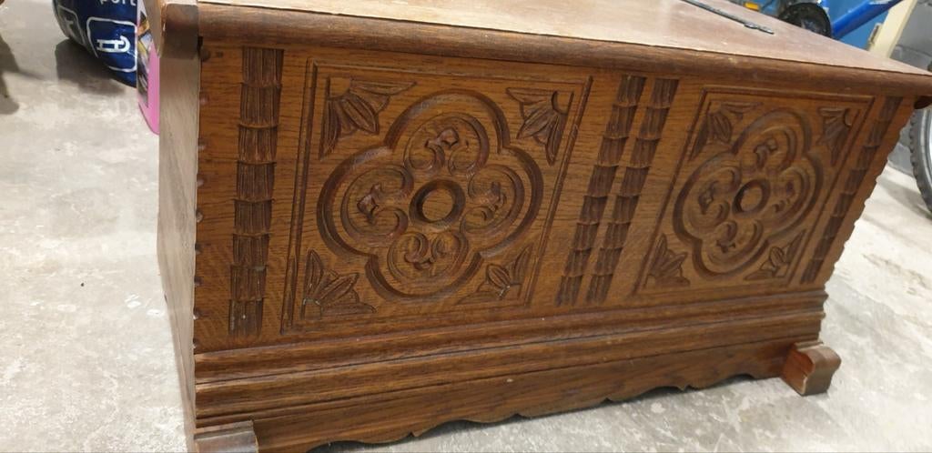 Mooie dekenkist en kapstok van hout, Huis en Inrichting, Woonaccessoires | Kisten, Gebruikt, 50 tot 100 cm, 50 tot 75 cm, 75 tot 100 cm