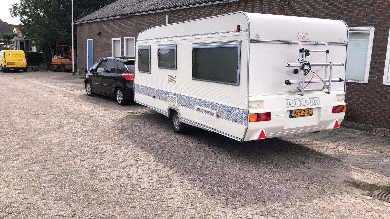 Adria 502 up 1997 of ruilen voor een kleine caravan en mover, Rondzit, Frans bed, Particulier, Adria