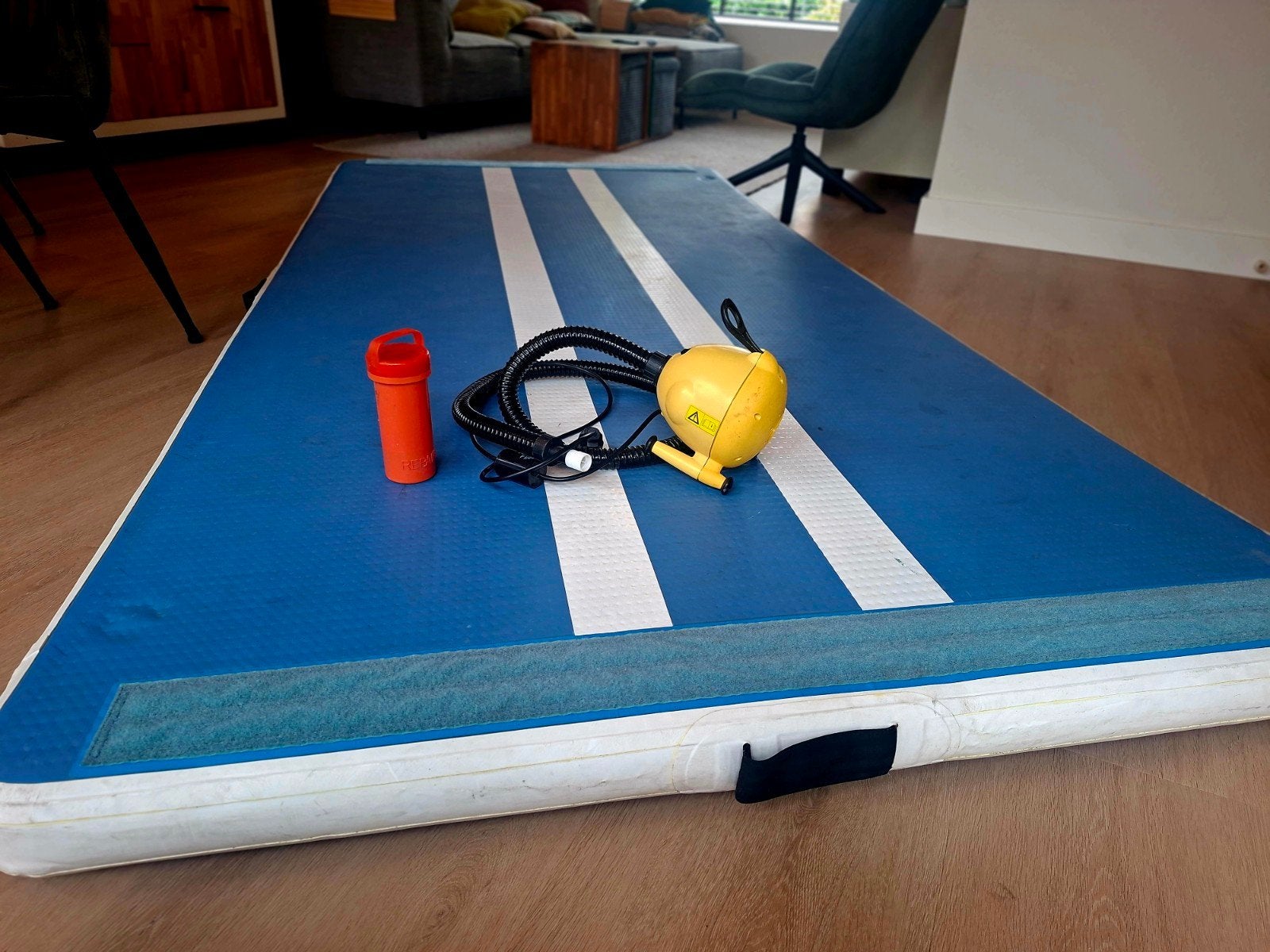 Airtrack 3 x 1,5 meter - Ideaal voor turnen en gym, Sport en Fitness, Kindermaat 122 t/m 140, Ophalen, Blauw, Materiaal