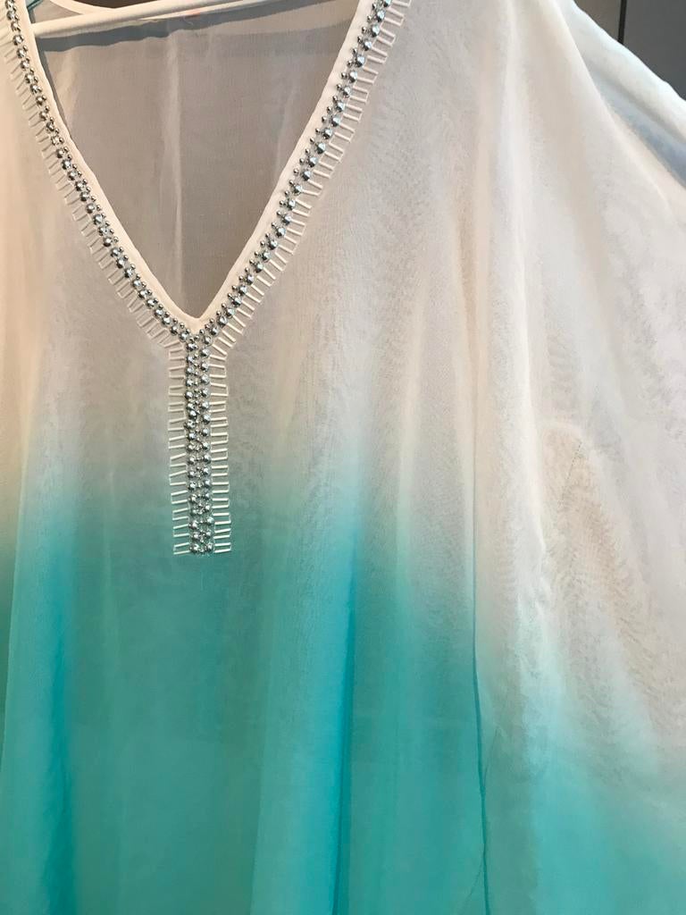 Zomerse Kaftan met Ombré en Strass - Wit/Turquoise, Wit, Maat 46/48 (XL) of groter, Nieuw, Ophalen of Verzenden