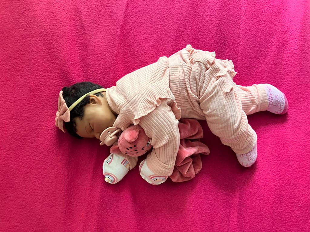 Cuddle baby knuffel reborn getint, Verzamelen, Poppen, Ophalen of Verzenden, Babypop, Levensecht of Reborn
