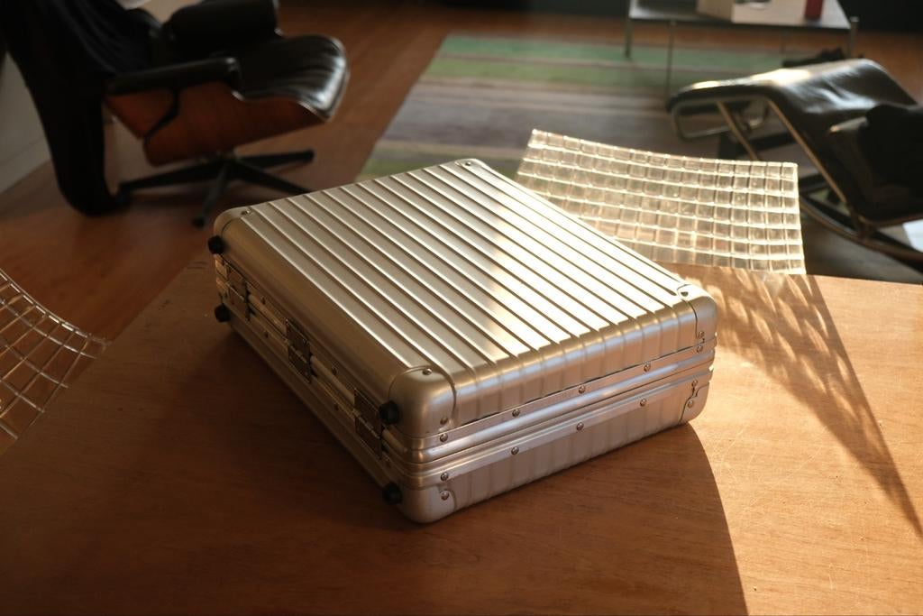 Rimowa Attache Limbo Cases Koffers, Sieraden, Tassen en Uiterlijk, Koffers, Gebruikt, Slot, Minder dan 50 cm, Ophalen of Verzenden