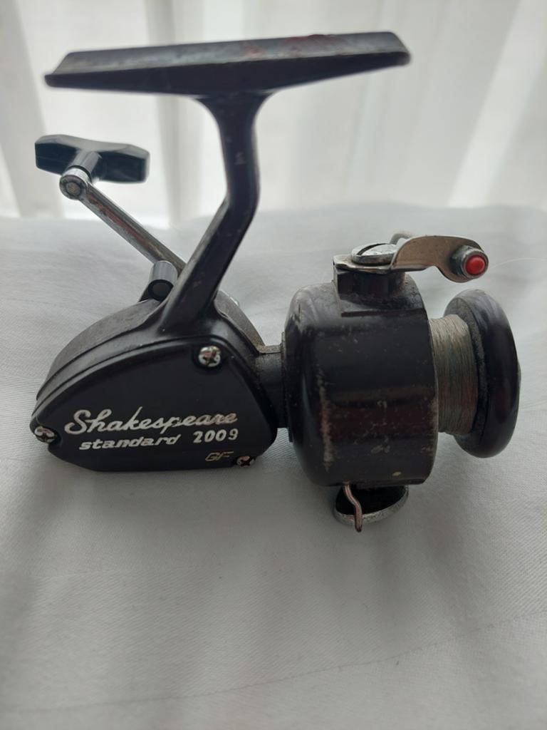 Shakespeare Standard 2009 Werpmolen - Collectors I, Watersport en Boten, Hengelsport | Algemeen, Ophalen of Verzenden, Gebruikt