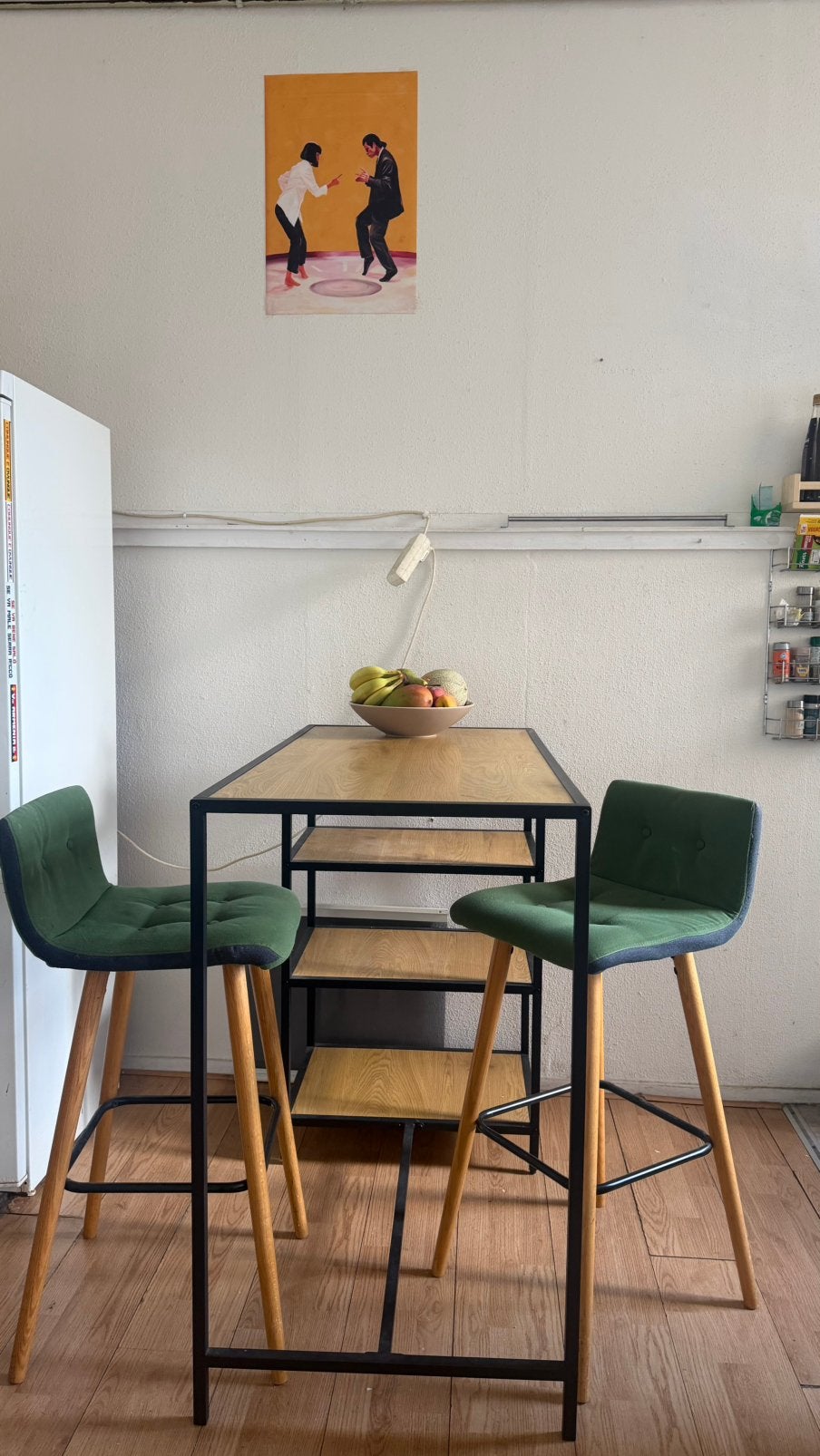 Bar table - wooden with black profile, Ophalen, Zo goed als nieuw, 60 tot 90 cm