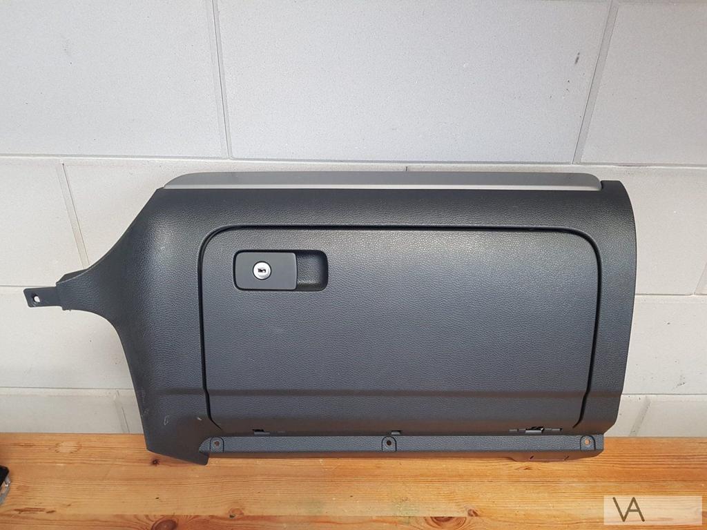 VW Golf 6 2008 - 2012 dashboardkastje kast nette staat €30, Gebruikt, -, Volkswagen, -
