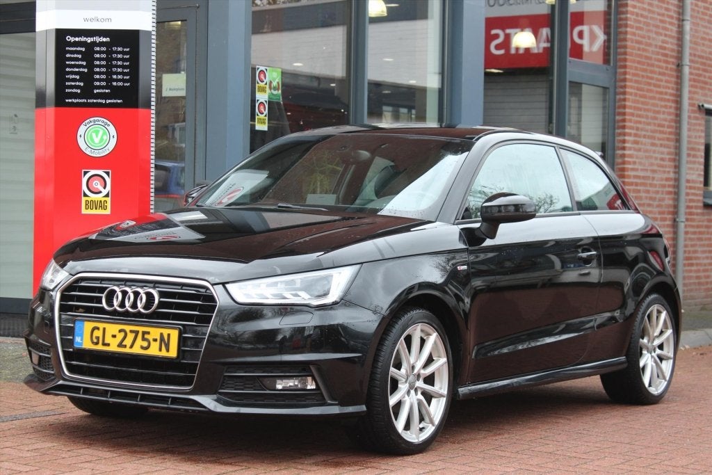 Audi A1 1.0 TFSI *Sport* | Navigatie | Cruise & Climate Cont, Auto's, Voorwielaandrijving, 4 stoelen, Leder en Stof, Bedrijf