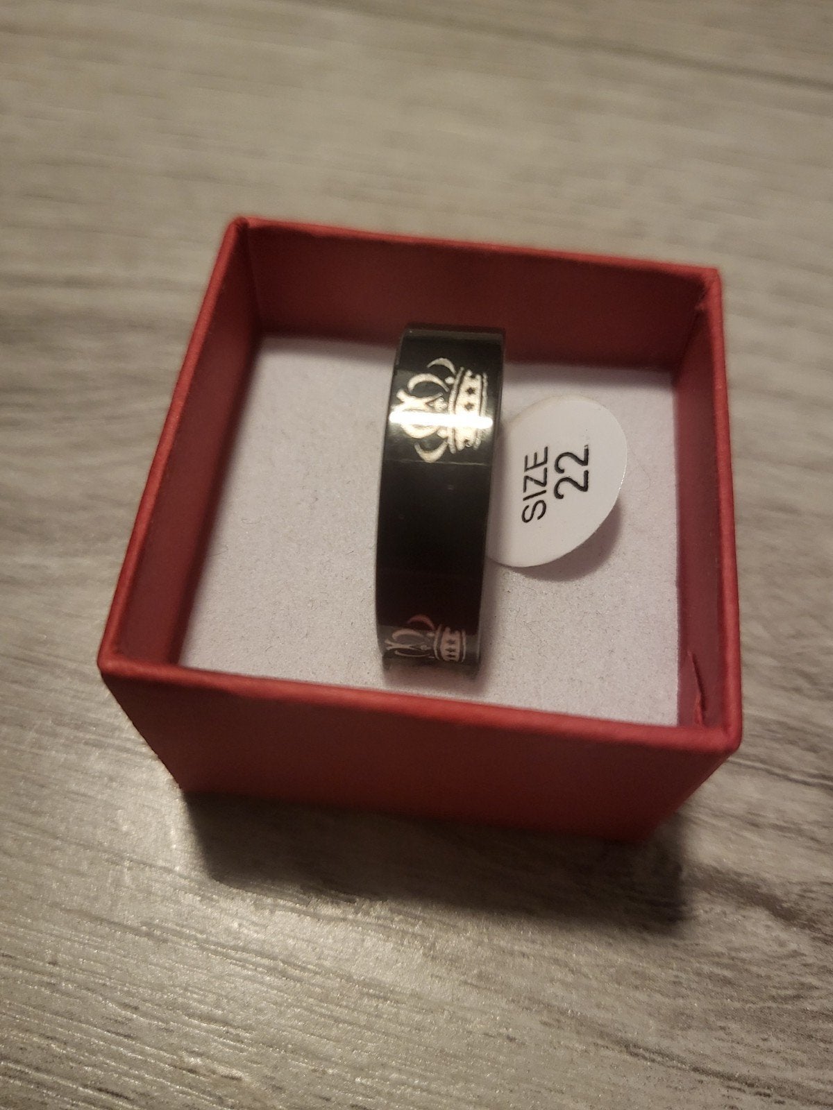 Nieuwe Zwarte Ring met Kroon - Maat 22, Sieraden, Tassen en Uiterlijk, Ringen, 20 of groter, IJzer of Staal, Zwart, Nieuw