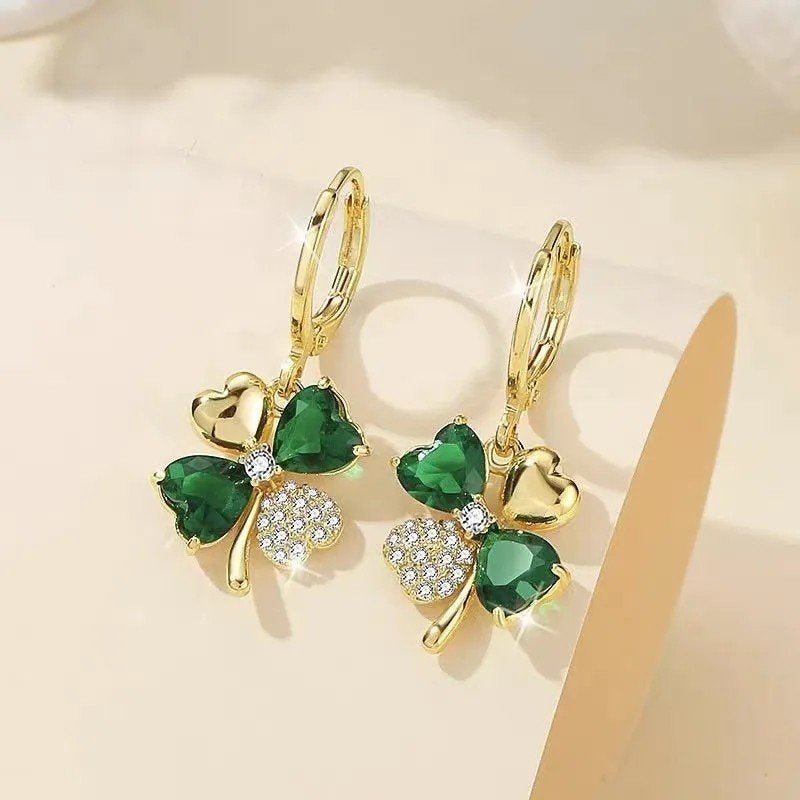 Klavertje vier oorbellen strass, Overige materialen, Hangers, Verzenden, Nieuw