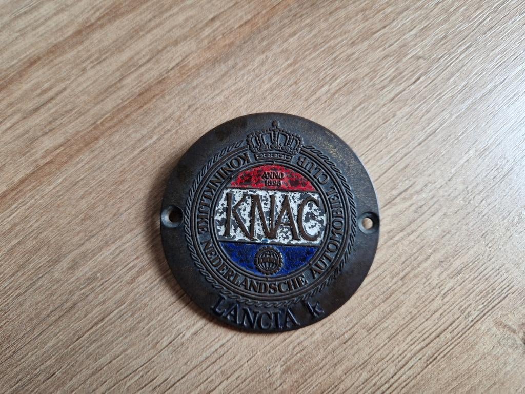 Vintage badge KNAC embleem LANCIA K, Ophalen