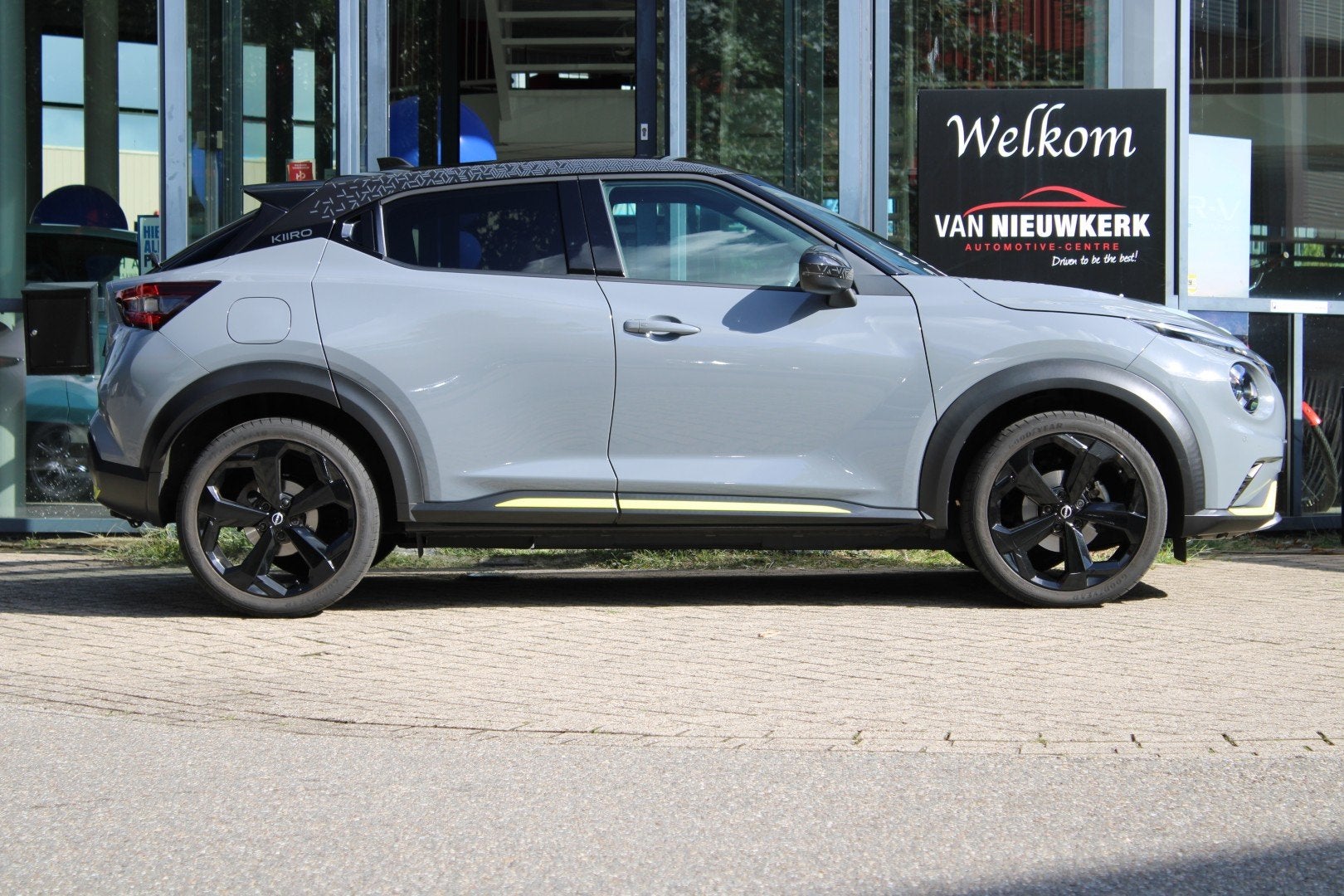 Foto 3 van NISSAN Juke 1.0 DIG-T 114pk Kiiro | Keyless | CruiseControl