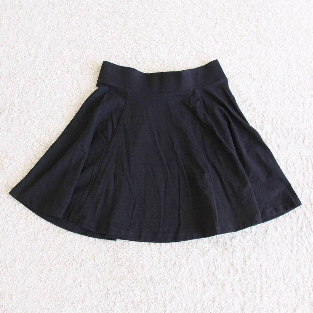 Super Leuk Divided Rokje 571 (S) - 571 € 15,-