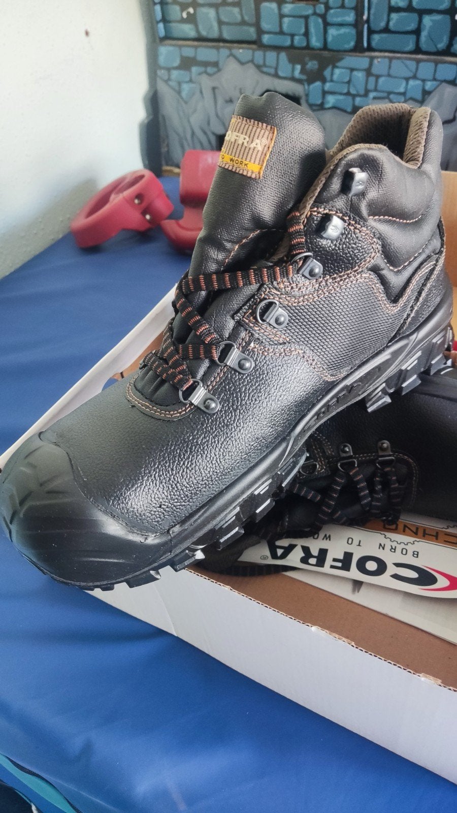 Cofra Werkschoenen S3 SRC Maat 43 (EU) / 9 (UK), Ophalen, Nieuw