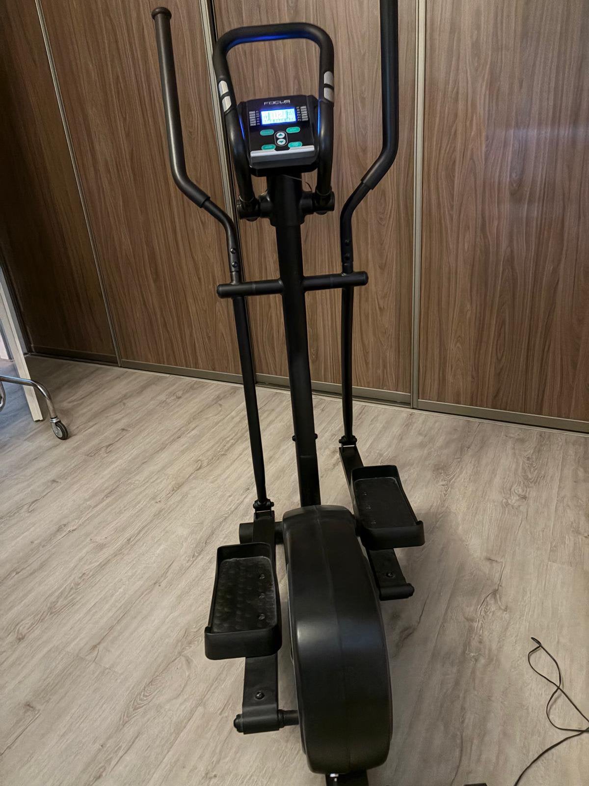 Crosstrainer, Ophalen, Zo goed als nieuw, Crosstrainer