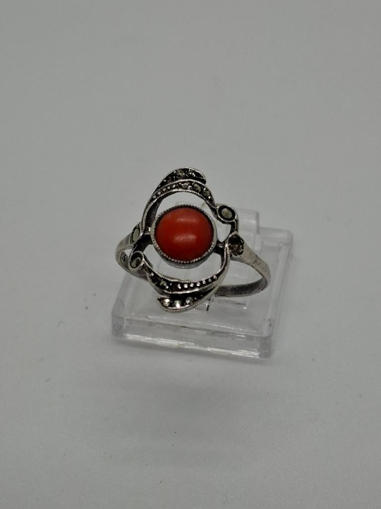 Zilveren 935 Ring met Bloedkoraal, Maat 18.5, Ophalen of Verzenden