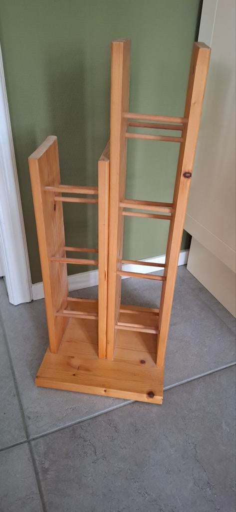 Houten CD/DVD rek - 70 cm hoog, 30 cm breed, Ophalen, Gebruikt, 25 tot 75 discs, Hout