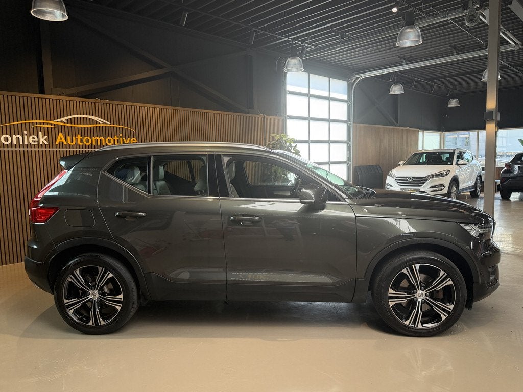 Volvo XC40 2.0 T5 AWD Inscription panoramadak (bj 2018), Auto's, Volvo, Automaat, Gebruikt, 4 cilinders, Bedrijf