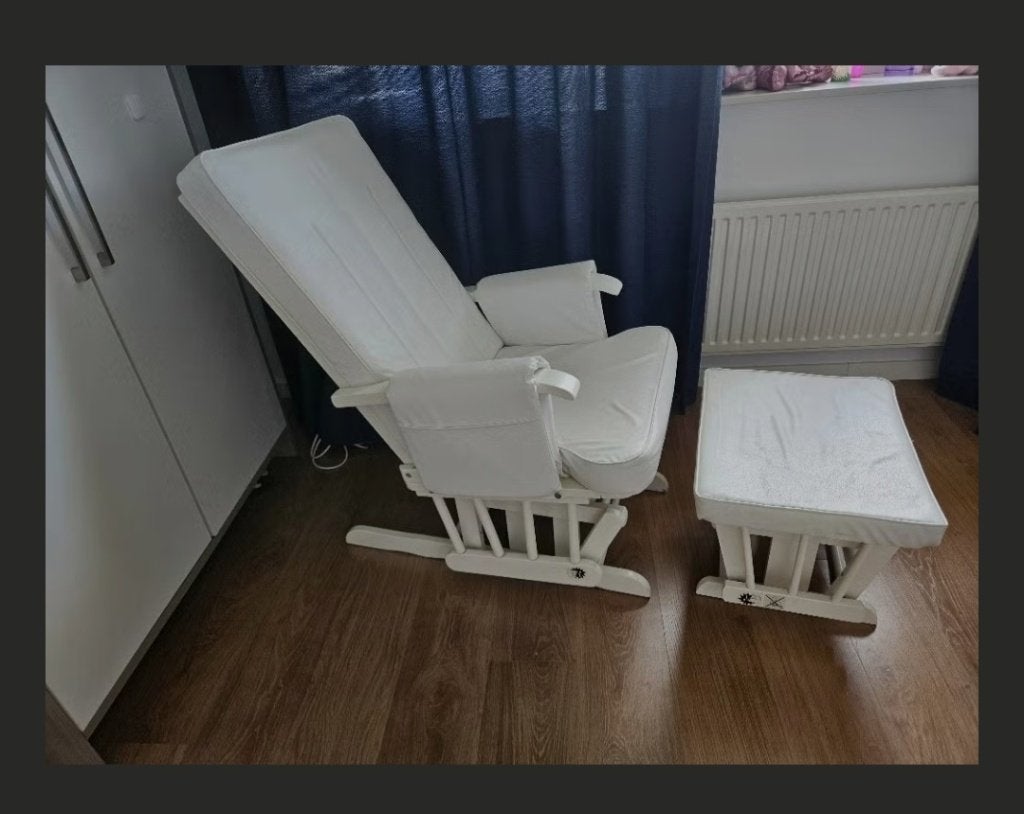 Schommelstoel met voetenbankje, Ophalen of Verzenden, Gebruikt, Wit, Eén