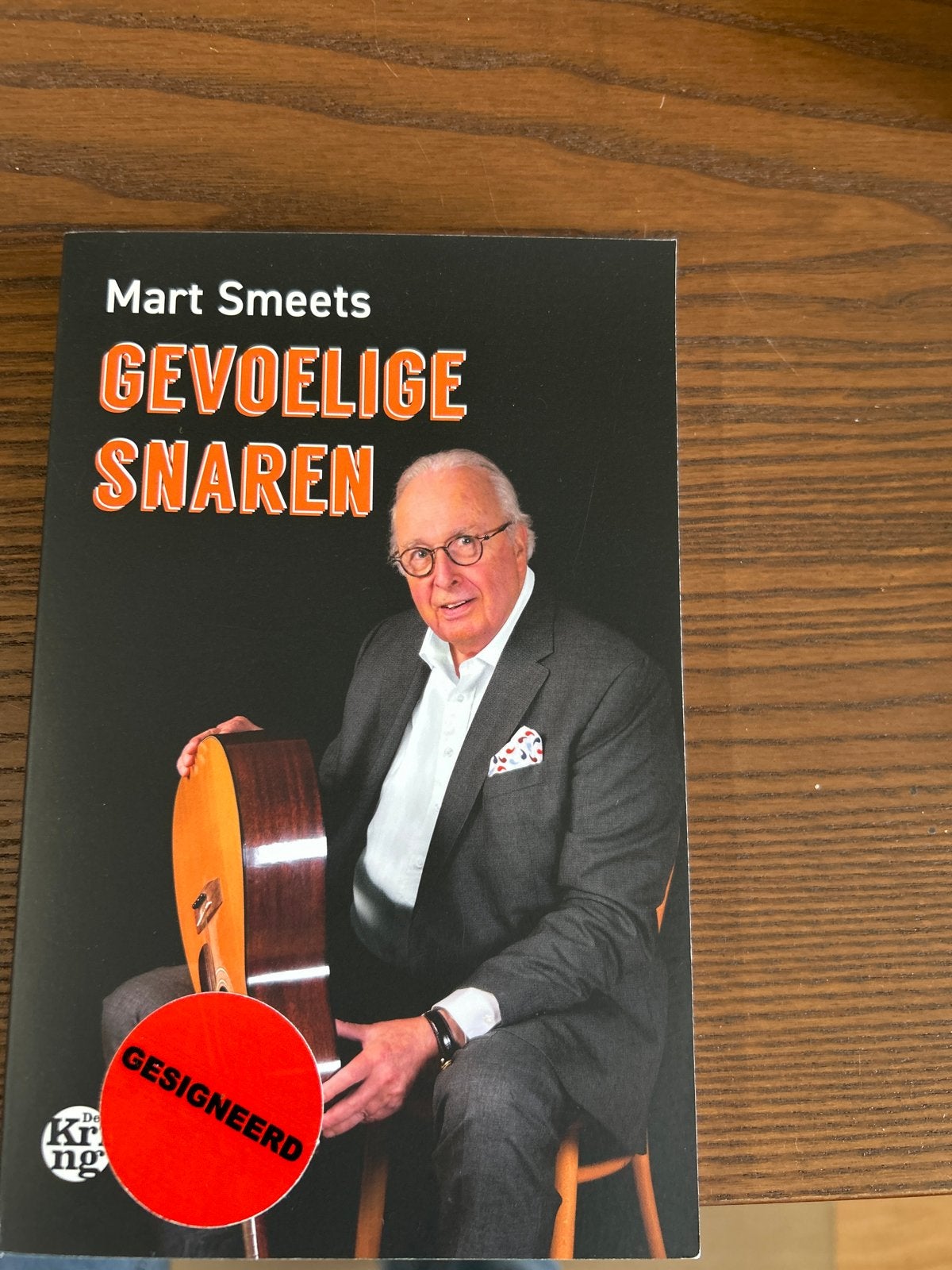 Gevoelige Snaren - Mart Smeets (Gesigneerd), Ophalen of Verzenden, Gelezen, Sport
