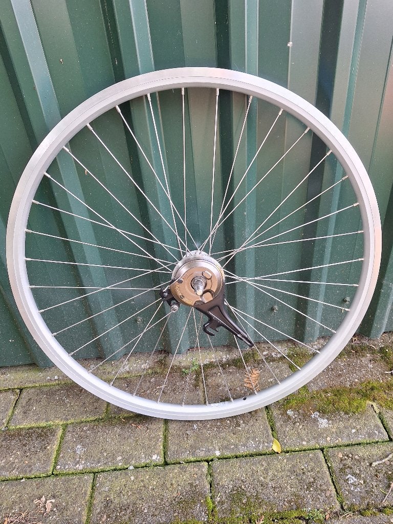 voorwiel voor een toerfiets, Zo goed als nieuw, Aluminium, Gazelle, Ophalen