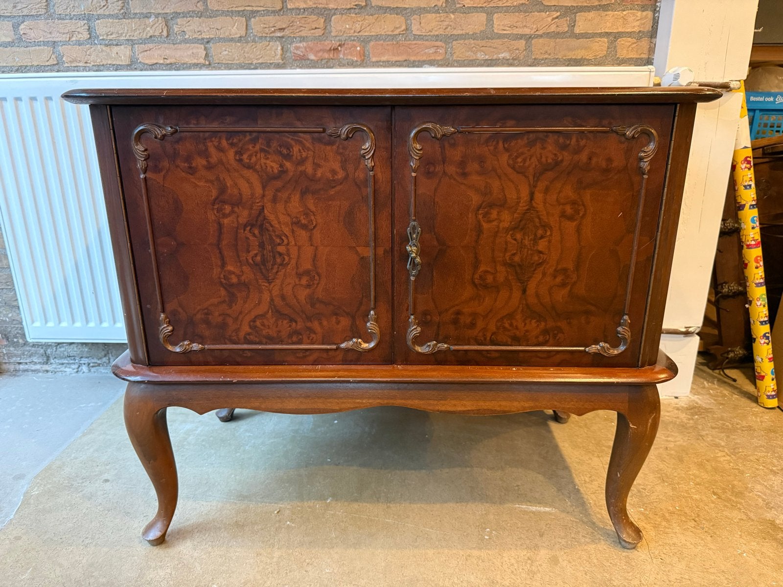 Vintage Queen Ann dressior, Ophalen, Gebruikt, 100 tot 150 cm, 25 tot 50 cm