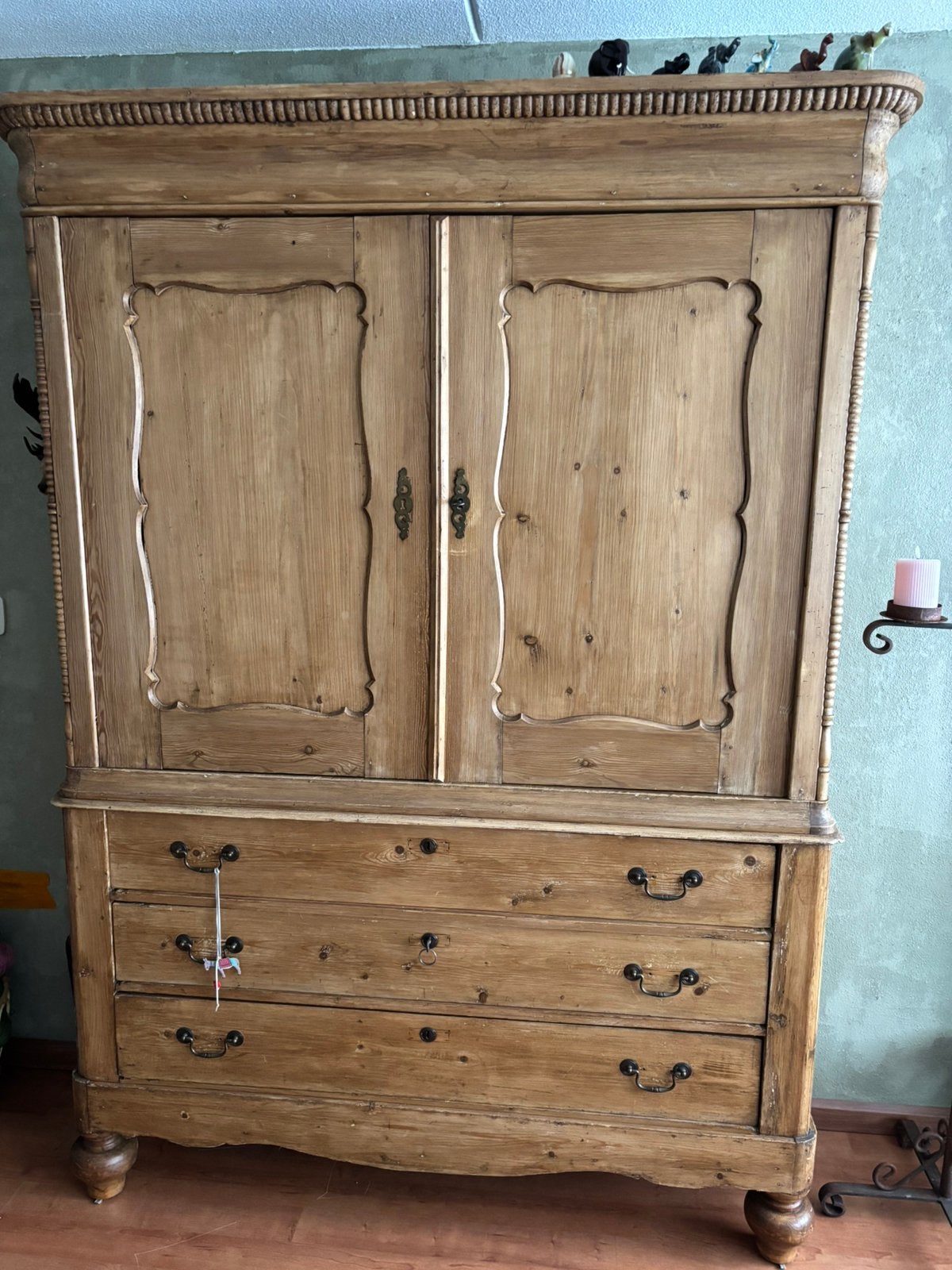 Antieke kast, Ophalen