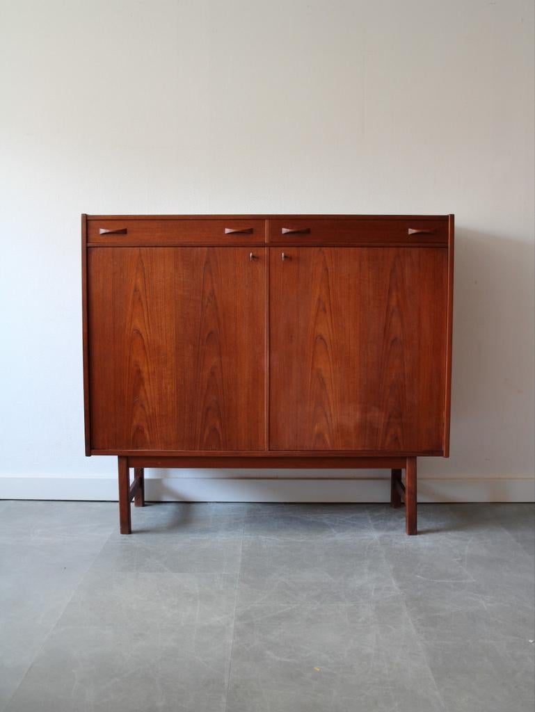 Vintage Zweedse wandkast in teak door Ulferts Tibro, Ophalen, Gebruikt, Met deur(en), 100 tot 150 cm