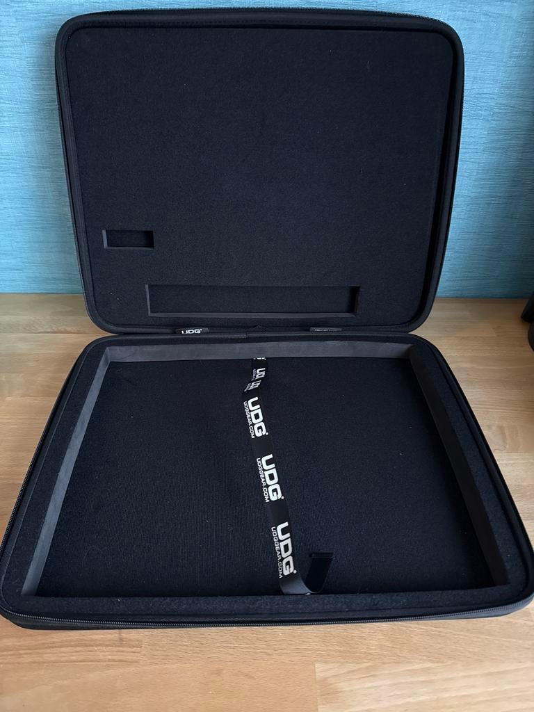 UDG Hardcase voor Ableton Push 1 - Perfecte Bescherming, Verzenden, Zo goed als nieuw, Keyboard of Synthesizer, Flightcase