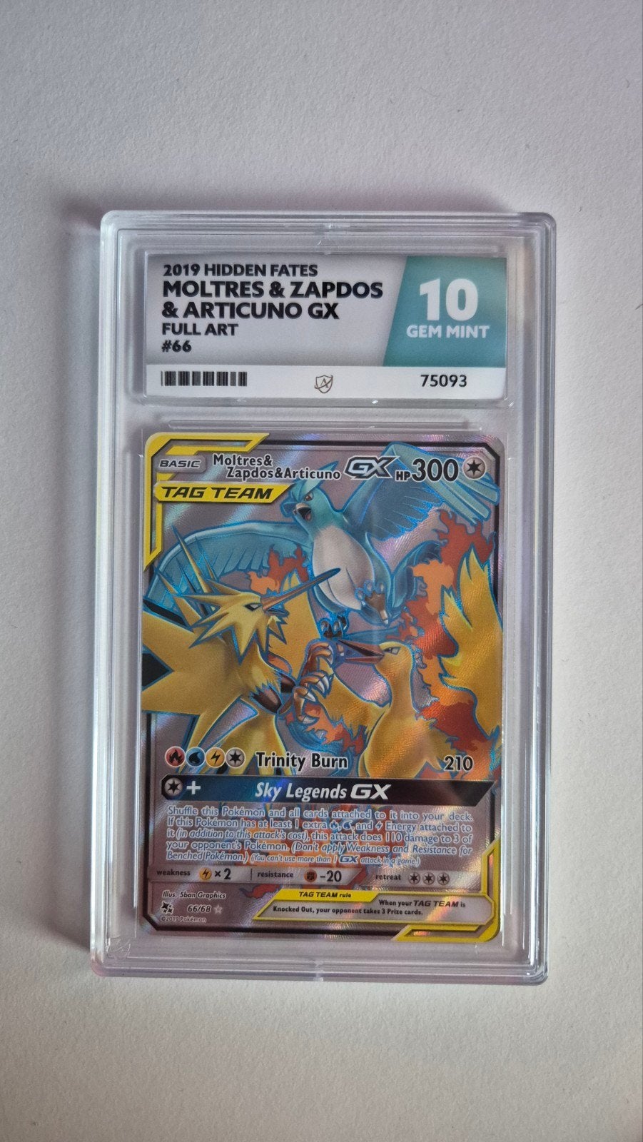 Moltres & Zapdos & Articuno 66 Ace 10, Ophalen of Verzenden, Zo goed als nieuw, Losse kaart, Foil