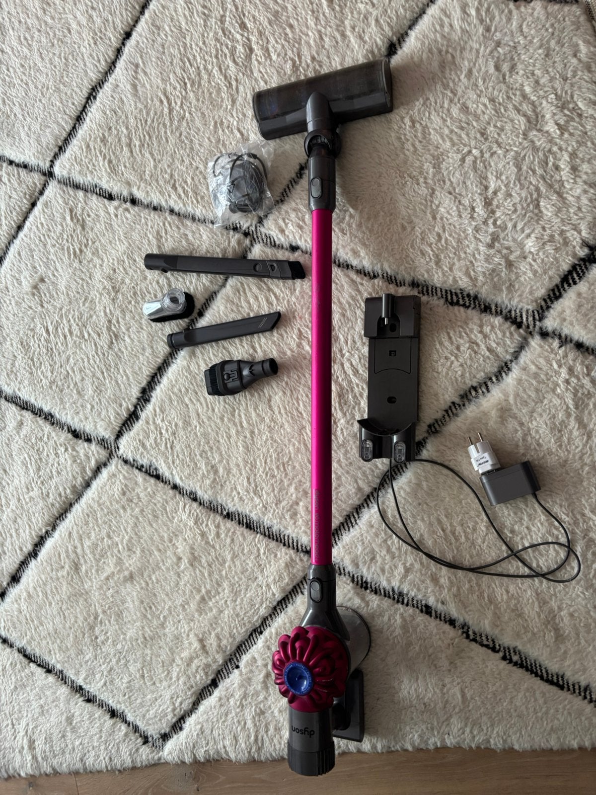 Dyson V6 Motorhead - Cordless, Witgoed en Apparatuur, Stofzuigers, Ophalen, Draadloos, Gebruikt, Dyson