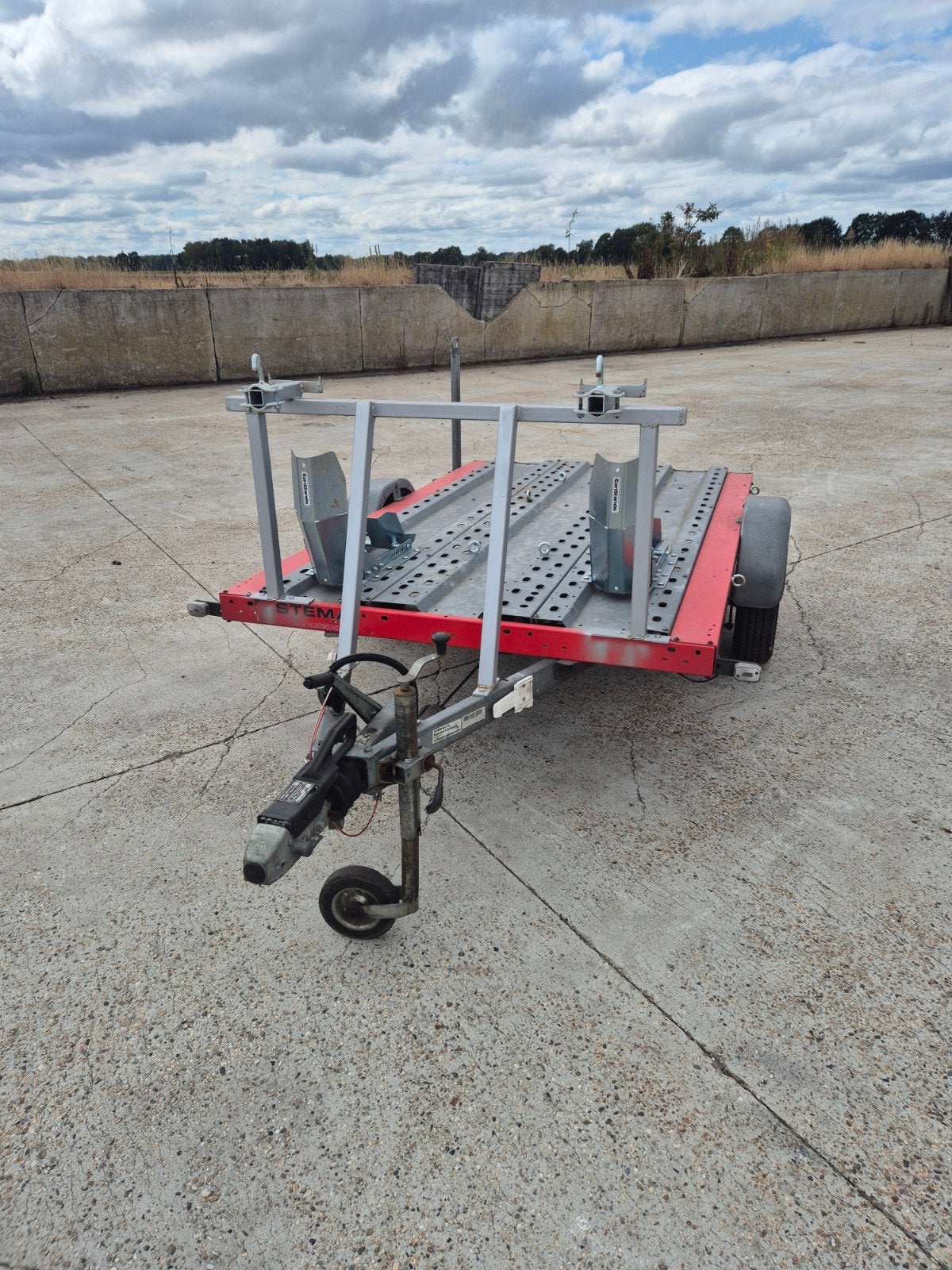 Stema  Motoraanhanger te huur / te koop huren, Ophalen, Gebruikt