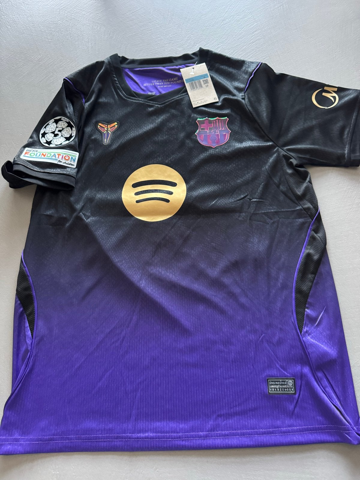 FC Barcelona x Kobe Bryant Lamine Yamal 10 shirt Maat M, Maat 48/50 (M), Zwart, Nieuw, Ophalen of Verzenden