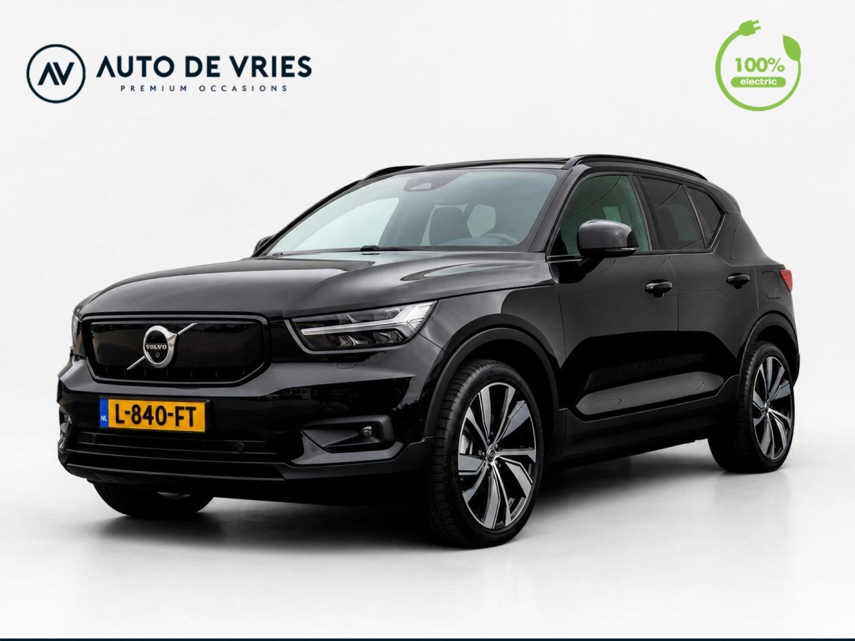 Volvo XC40 Recharge P8 AWD 408pk R-Design | SOH 91% | Panora, Auto's, Volvo, Dealer onderhouden, Gebruikt, Zwart, Automatische klimaatregeling