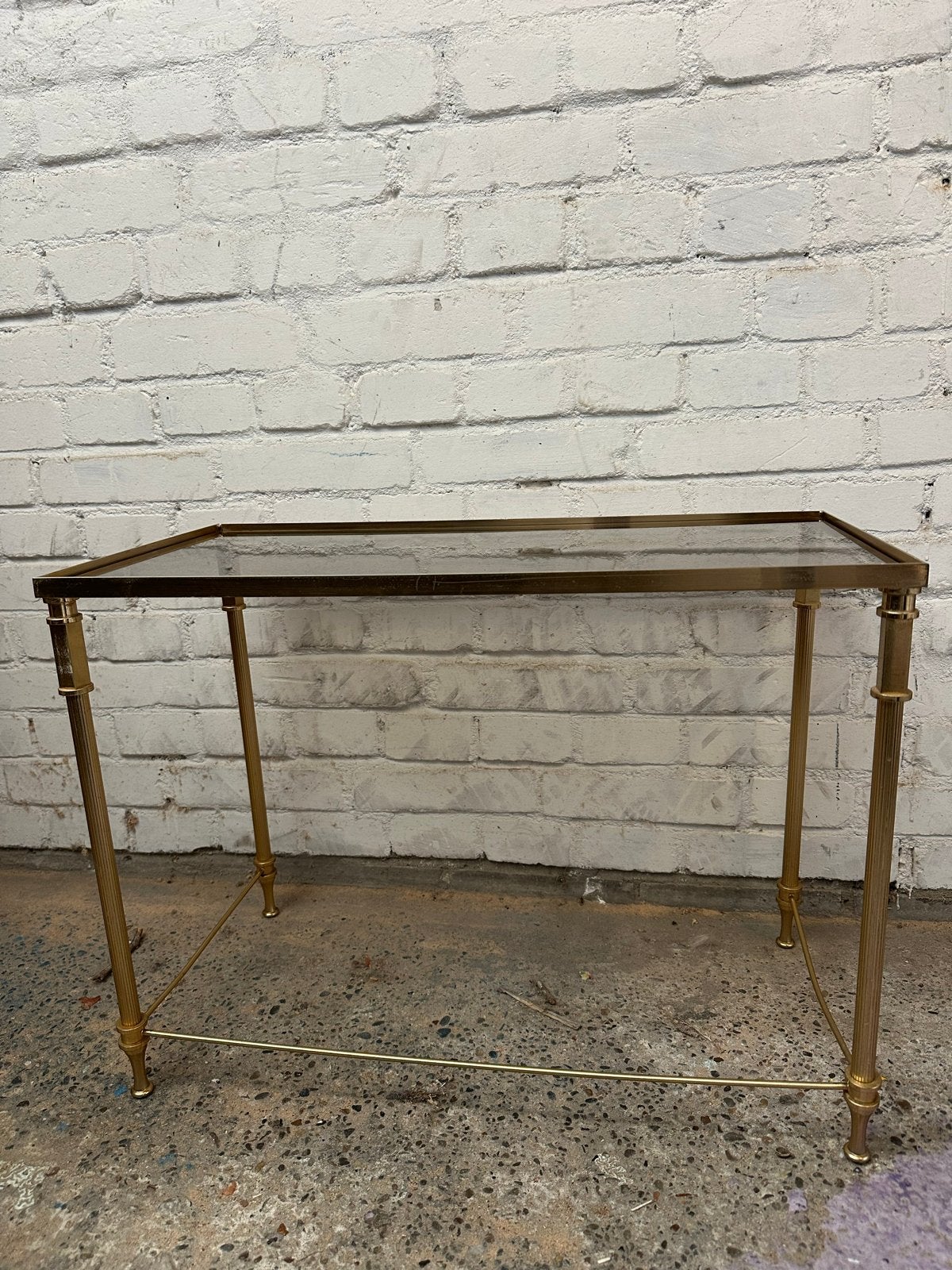 Vintage Gouden console tafel met glazen blad, Ophalen, 50 – 75, Gebruikt, 50 tot 100 cm