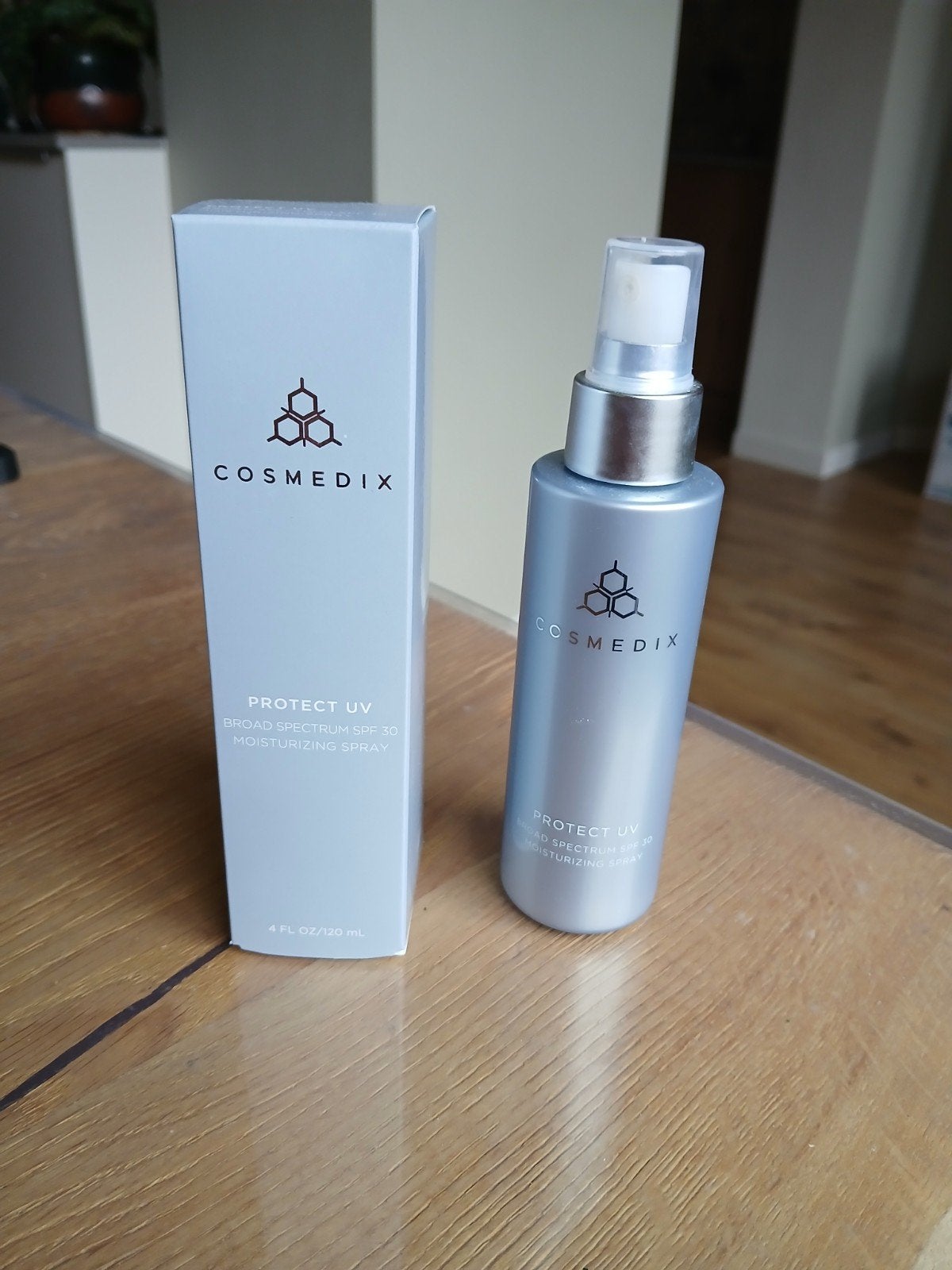 Cosmedix Protect UV SPF30 Hydraterende Spray 120ml, Ophalen of Verzenden, Nieuw, Gehele gezicht