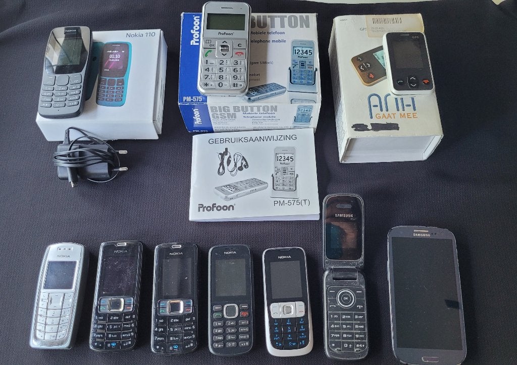 Diverse mobiele telefoons:, Gebruikt, Overige modellen, Verzenden, Zwart