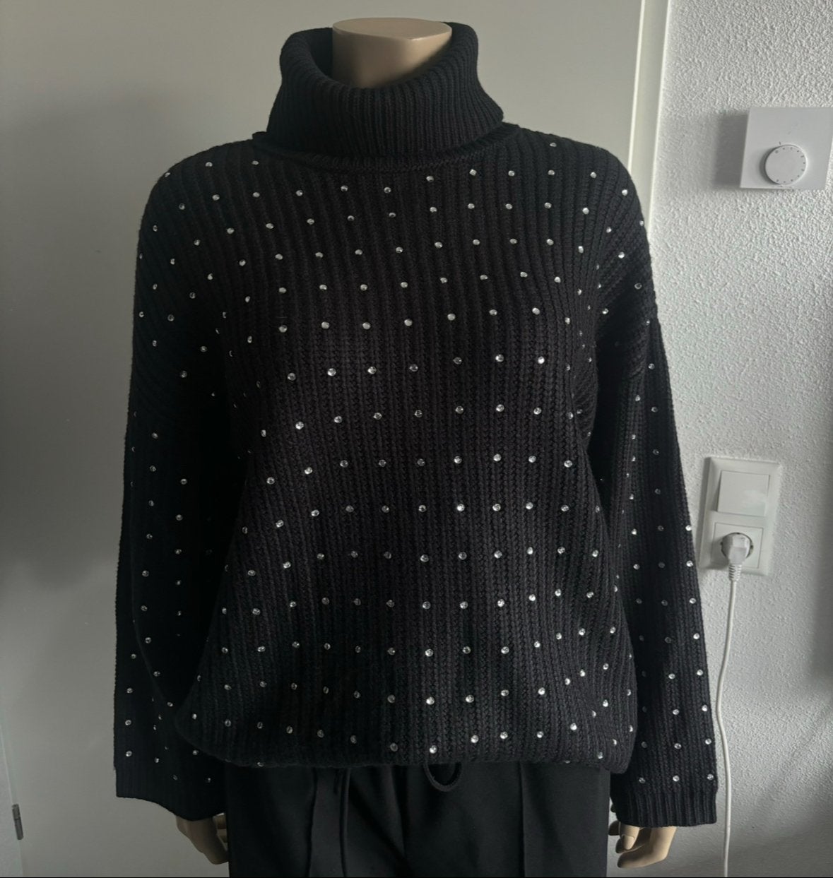 Pieces zwart gebreid trui met steentjes mt M oversized nieuw, Kleding | Dames, Ophalen of Verzenden, Nieuw, Maat 38/40 (M), Zwart