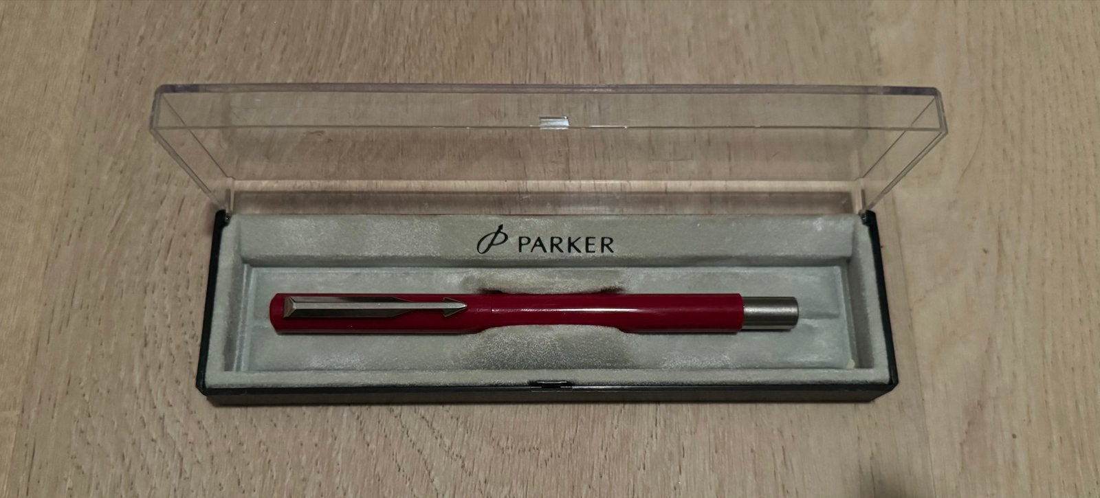 Rode Parker pen, Diversen, Ophalen of Verzenden, Zo goed als nieuw