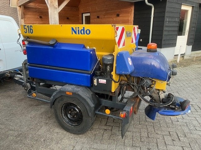 Zoutstrooier Nido Stratos B08 bj 2008, Ophalen of Verzenden