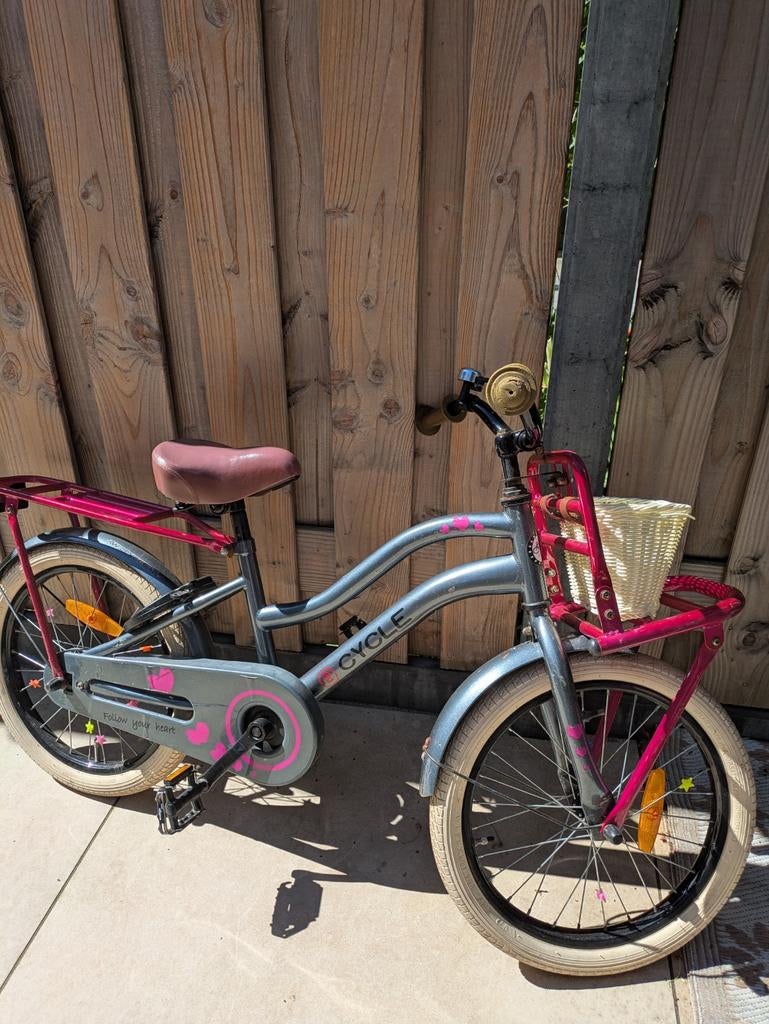 Kinderfiets 18 inch met mandje en bagagedrager, Fietsen en Brommers, Fietsen | Kinderfietsjes, Ophalen of Verzenden, Gebruikt