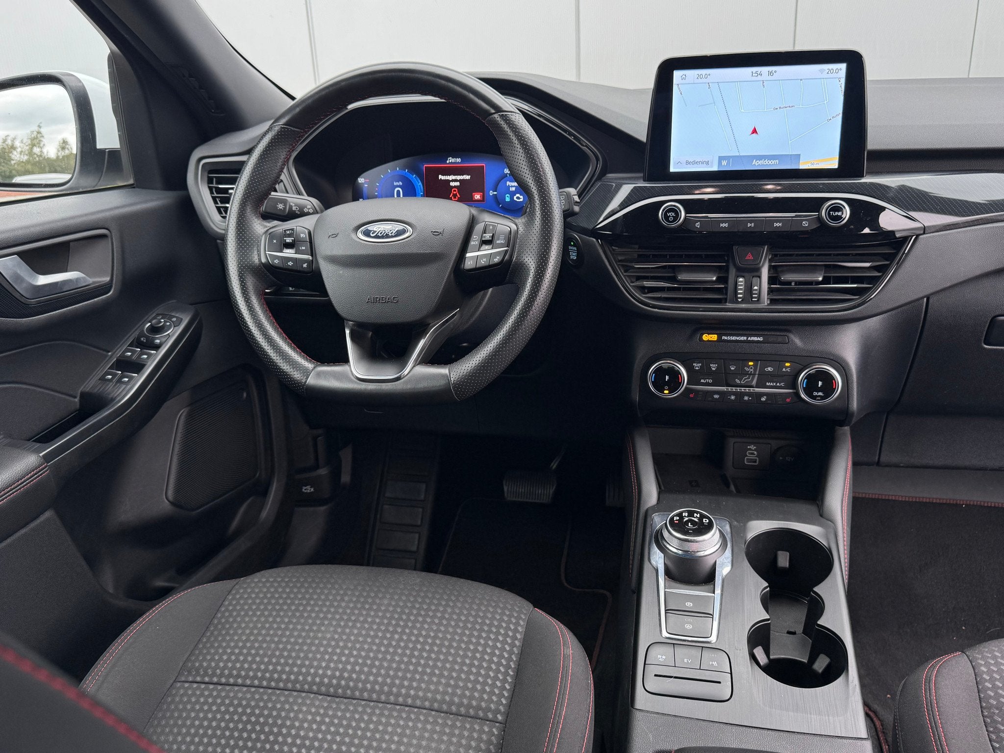 Ford Kuga 2.5 PHEV | ST-Line | Navi | Camera | Trekhaak, Auto's, Automaat, Gebruikt, Euro 6, Geheel digitaal combi-instrument