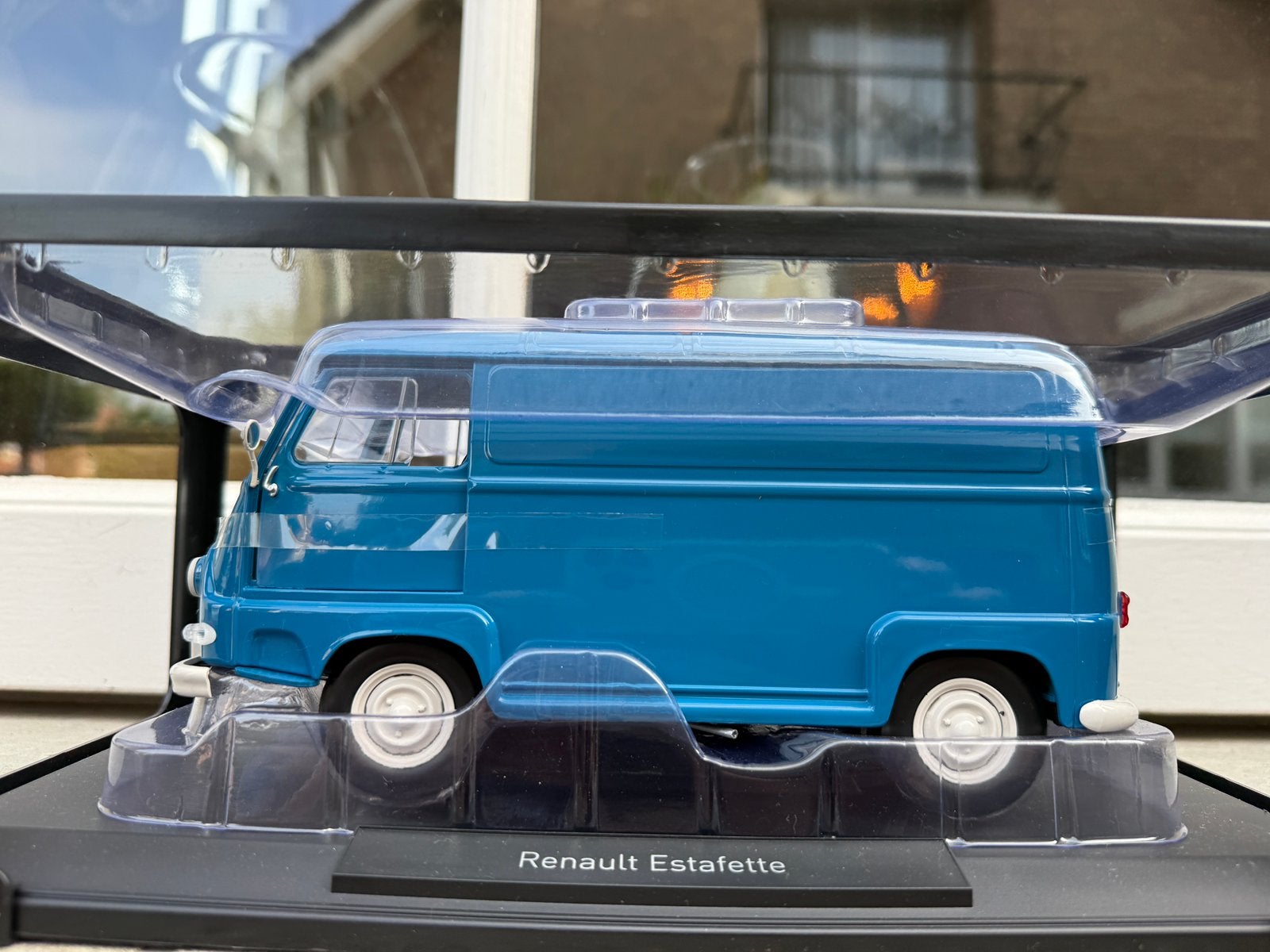 1:18 Renault Estafette Saviem blauw 1967 Norev 185122, Auto, Norev, 70-72 Av. de Bohlen, Vaulx-en-Velin, 69120, France, Norev