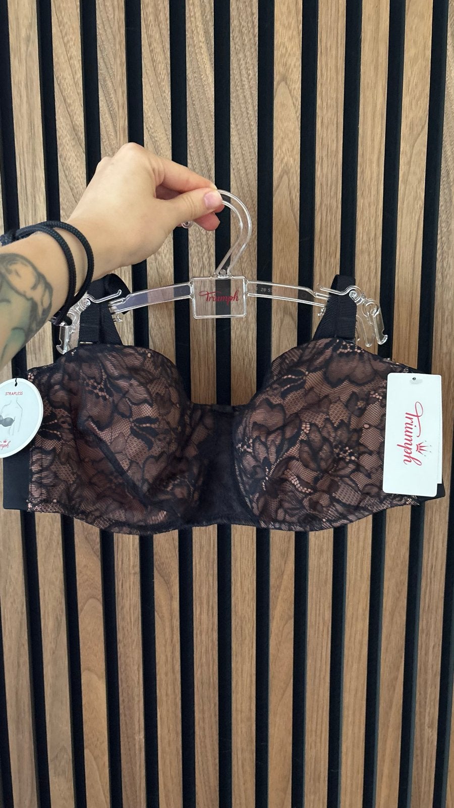 Triumph Amourette Charm WD BH - Zwart kant - Maat 90B