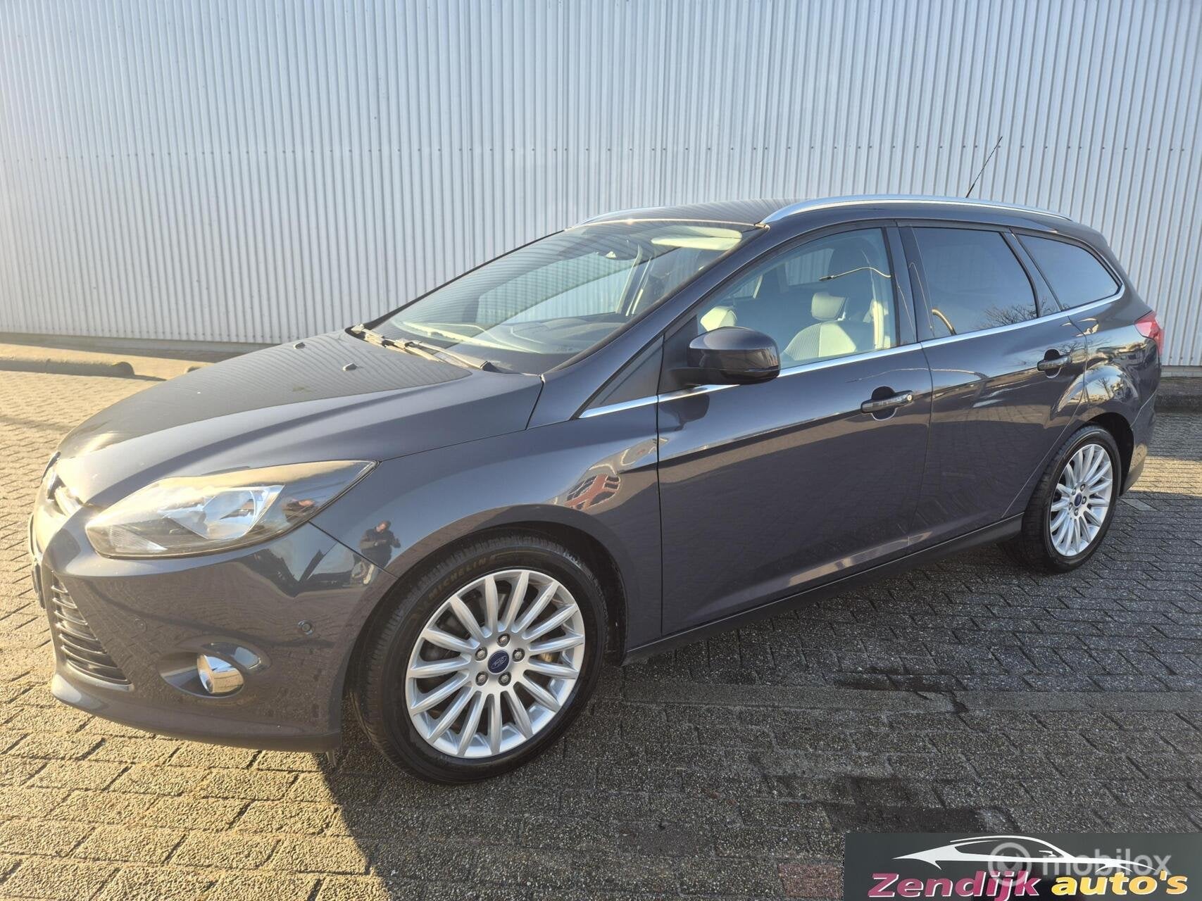 Ford Focus Wagon 1.6 EcoBoost Titanium, 1258 kg, Gebruikt, Zwart, 4 cilinders