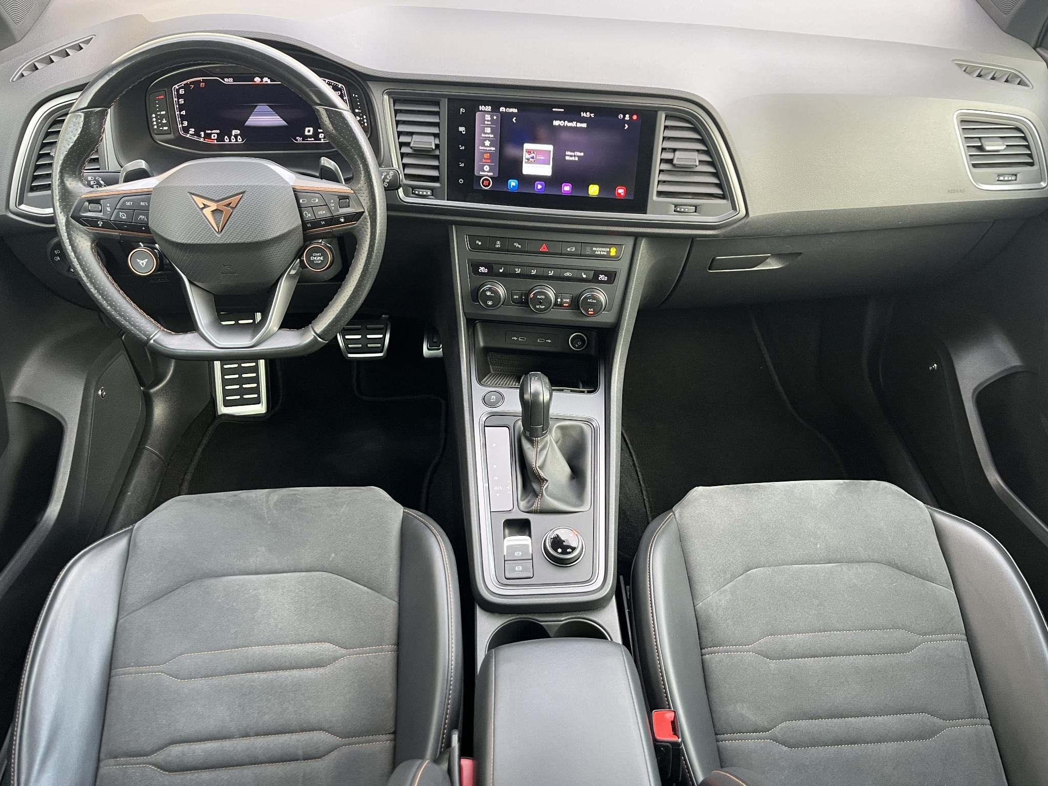 CUPRA Ateca 2.0 TSI 4DRIVE / 301 PK / Schaalstoelen / Schuif, Auto's, Automatische klimaatregeling, Gebruikt, 4 cilinders, 1984 cc